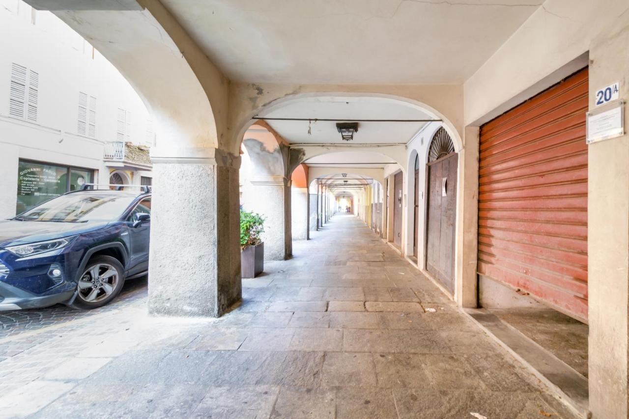 Parma Portici Antichi Monolocale A 5 Min Dal Duomo Apartment Exterior photo